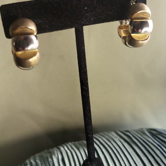 Le Gi's Brushed Tri Color Gold Hoop Earings Fine Jewelry - Picture 2 of 5